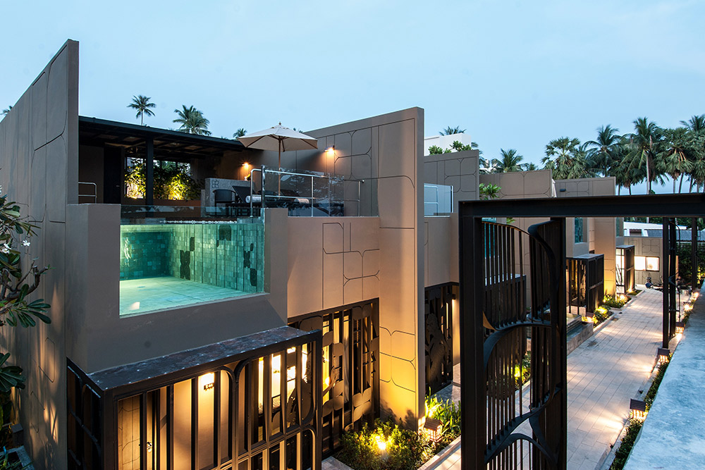 Duplex pool villa
